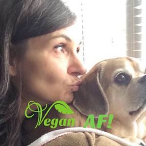 Meet your Posher, Dana